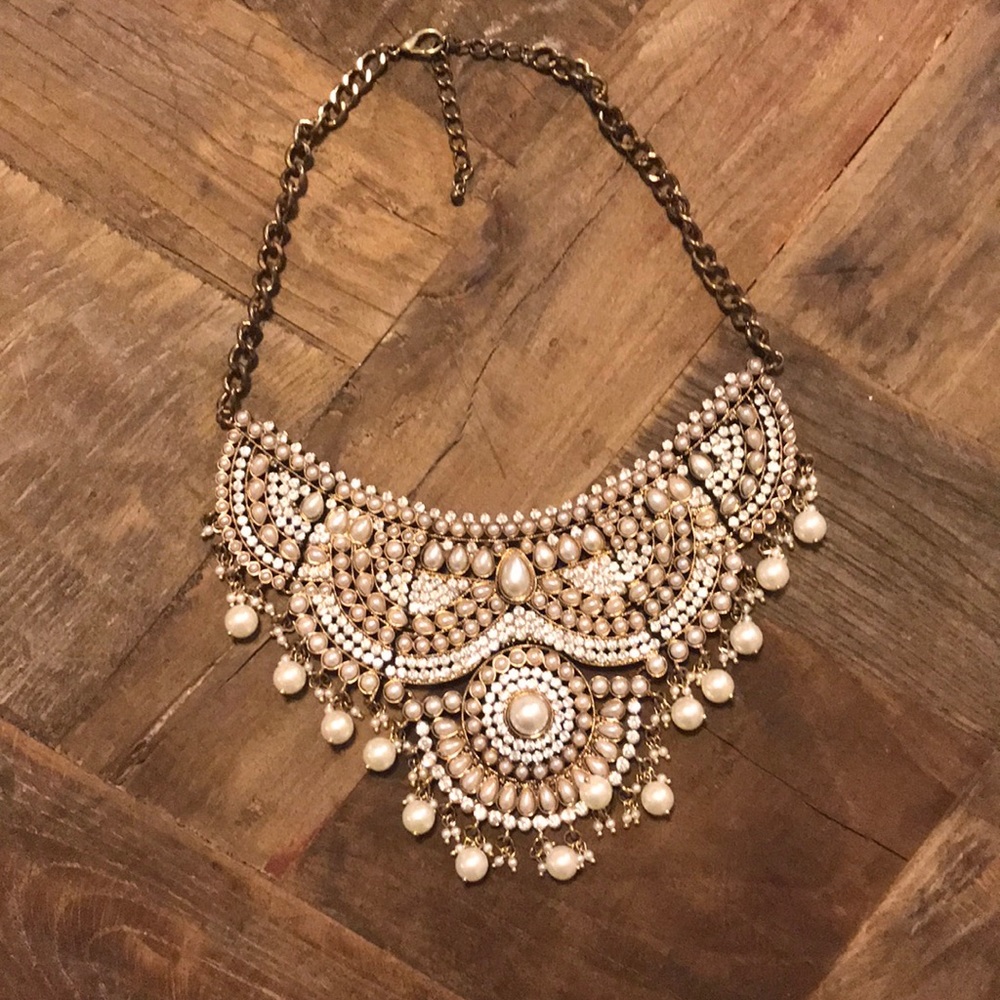 Bebe Rhinestone and pearl bib statement necklace